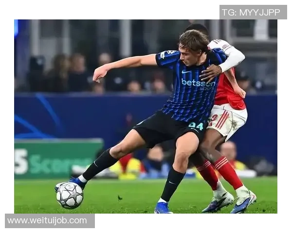 英超激战莱比锡大胜国米红牌争议引发全场热议与集锦回顾 英超激战莱比锡大胜国米红牌争议引发全场热议与集锦回顾