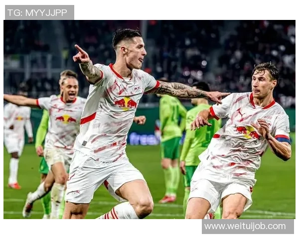 国王杯精彩对决那不勒斯与莱比锡激战成平局乌龙球成比赛转折点